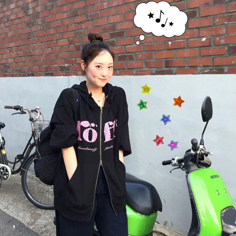 RANDOMOFF styling model height: 163