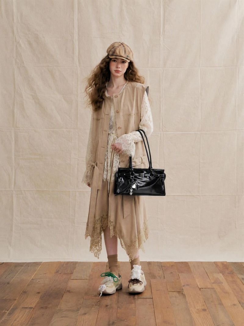 f44caca6-7218-43a1-831a-0a1d3cbde20b.jpg