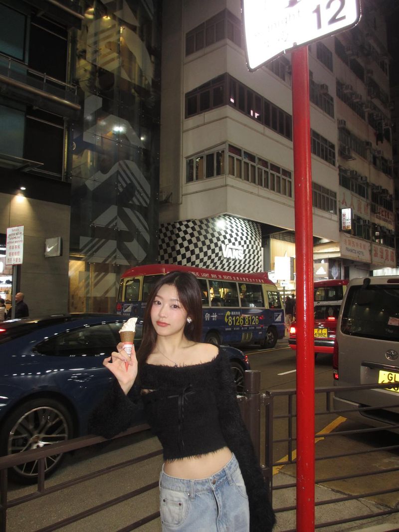 ed18bfec-3a89-45c1-a786-588f322b1538.jpg