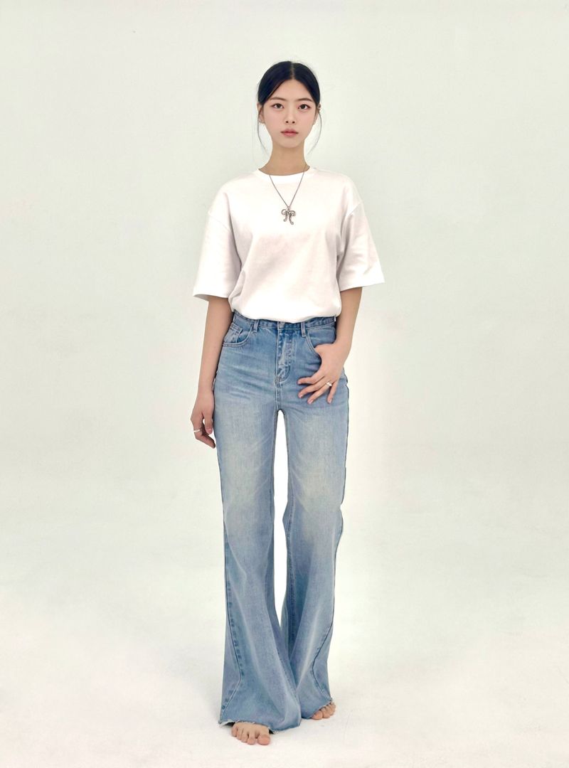 2ND REORDER EMBROIDERED FLARE JEANS code 25101