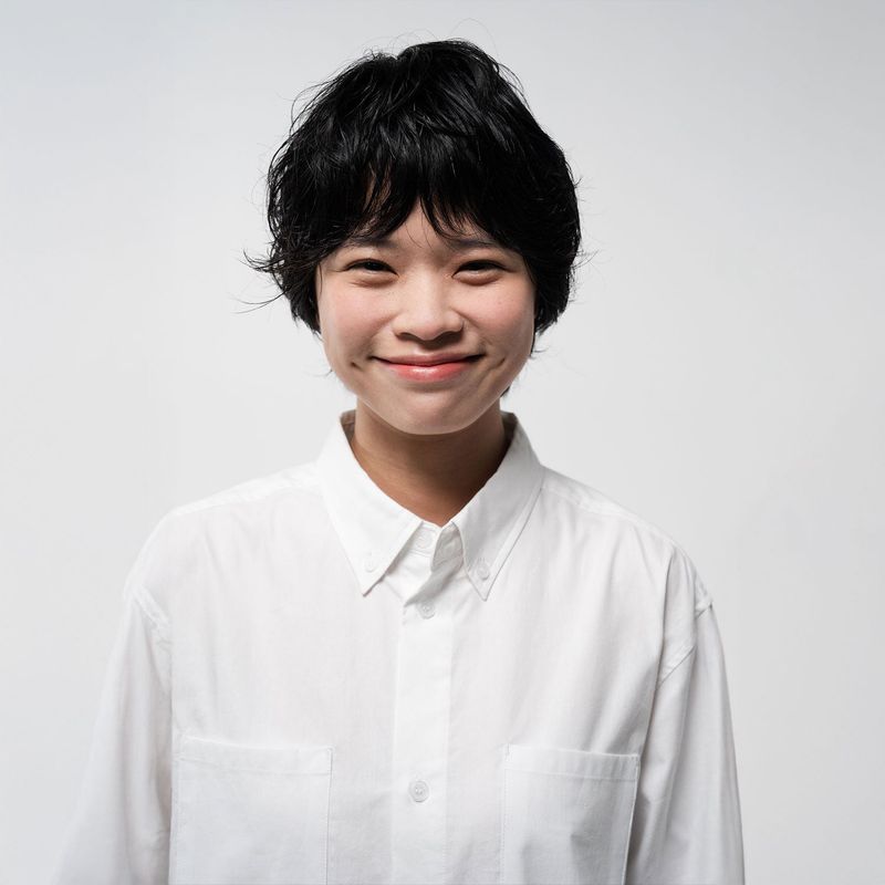 レギュラースナップフリルシャツ(WHITE)