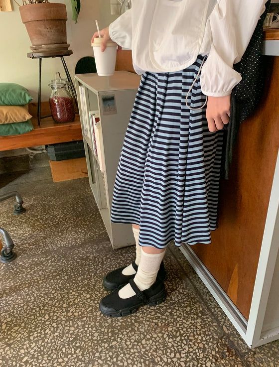 Ryujini striped long skirt