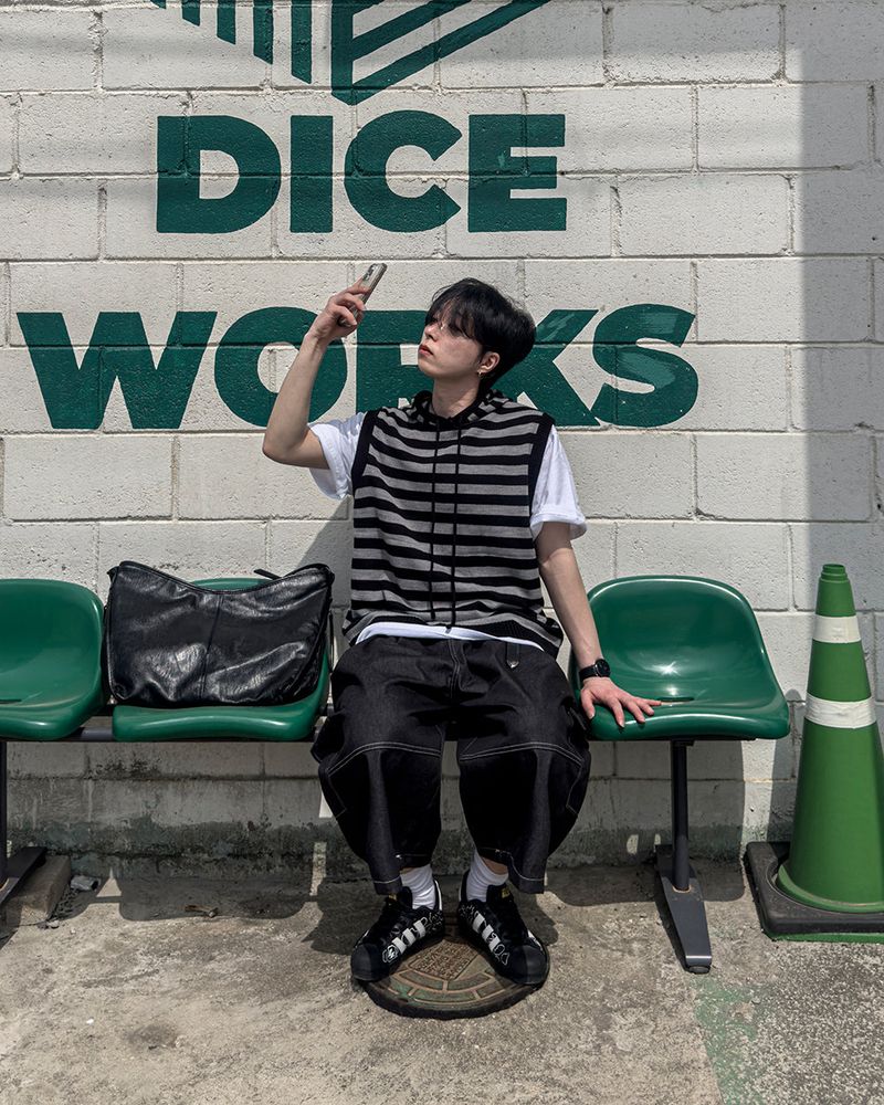 Circular Belt Stitch Cargo Bermuda