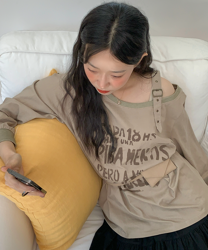 meltingyun(メルティングユン)の「ユトワンオフショルダー Tシャツ(トップス)」
