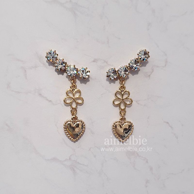 Flower Heart Wing Earring