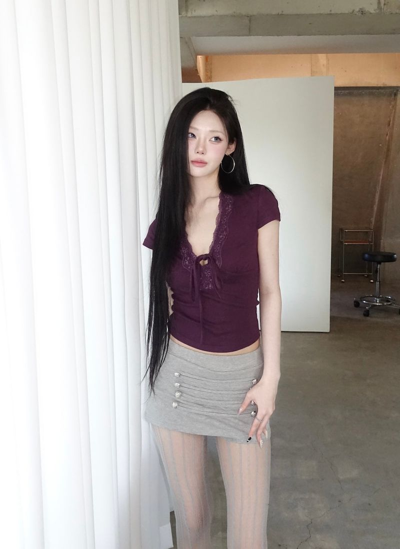 Birthdayeve(バースデーイブ)の「Romantic Lace Trim Tee(Tops)」