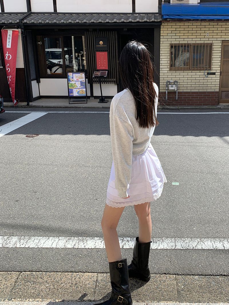 [MADE] Epo Lace Mini Skirt