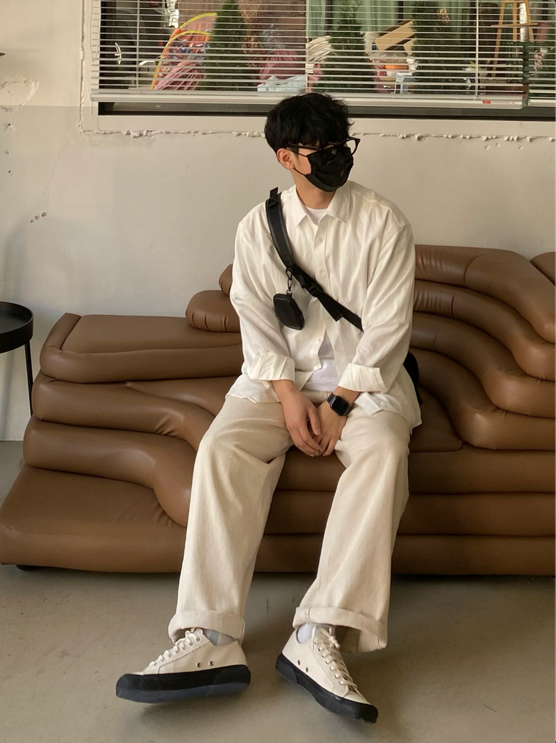 Ivory balloon wide pants