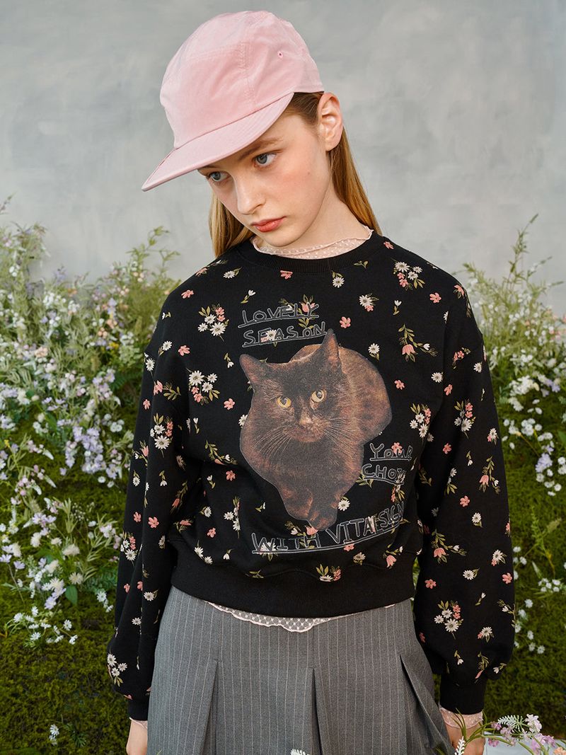 Flower Cat Lettering Sweatshirt (Black)