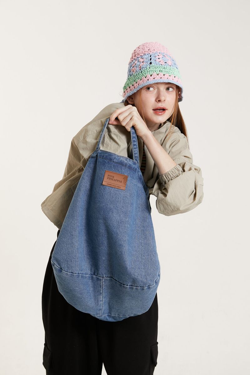 PINK PINEAPPLE（ピンクパイナップル）の「FLOWER CROCHET BUCKET（Hats）」