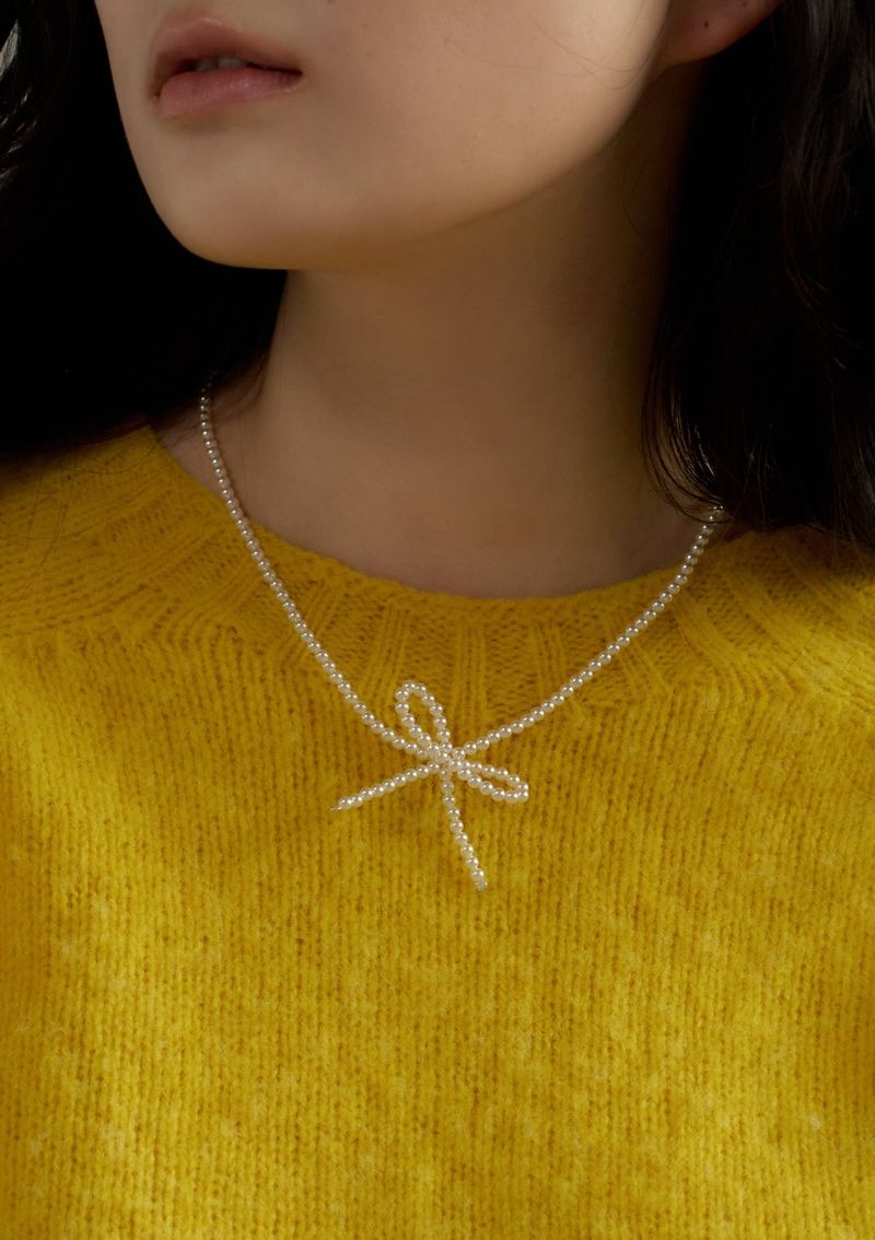 little pearl ribbon necklace
