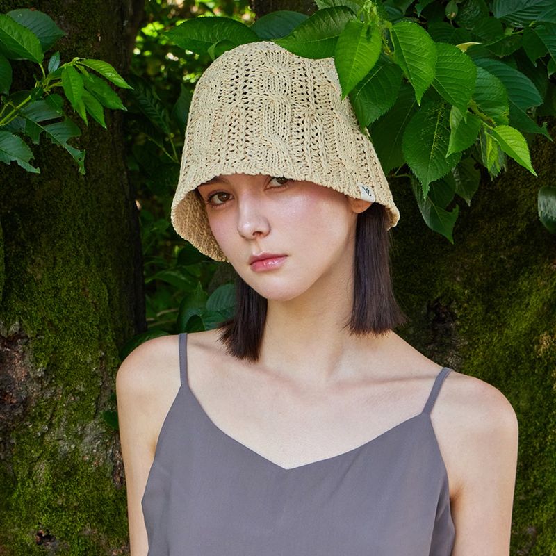 VZ Label Cable Knit Bucket Hat / Beige