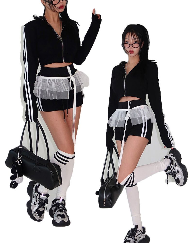Delight-J（ディライトジェイ）の「Track zip-up shorts two-piece set（Setup）」