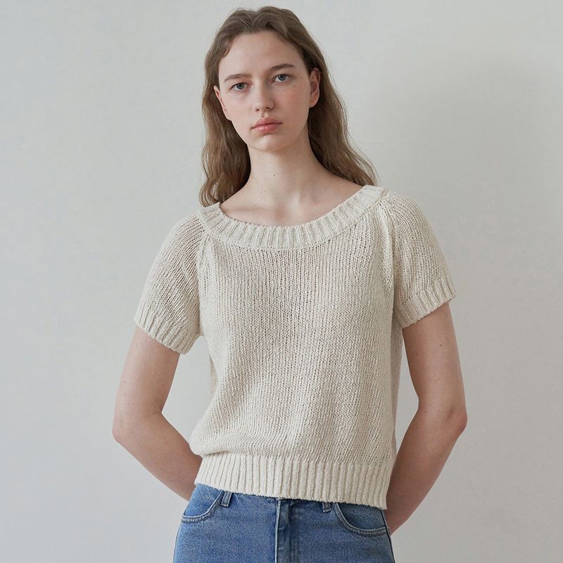 Mild slub half knit