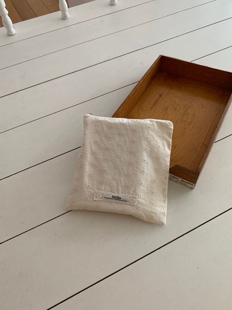 Punching book pouch