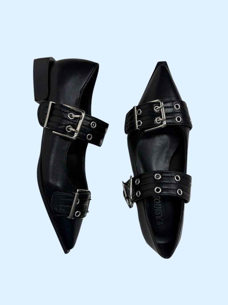 pointed buckle belt shoes