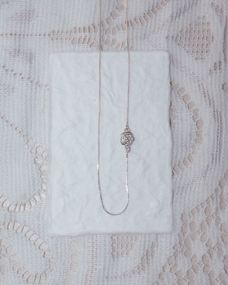 [MADE] lovely rose. rose chocker necklace