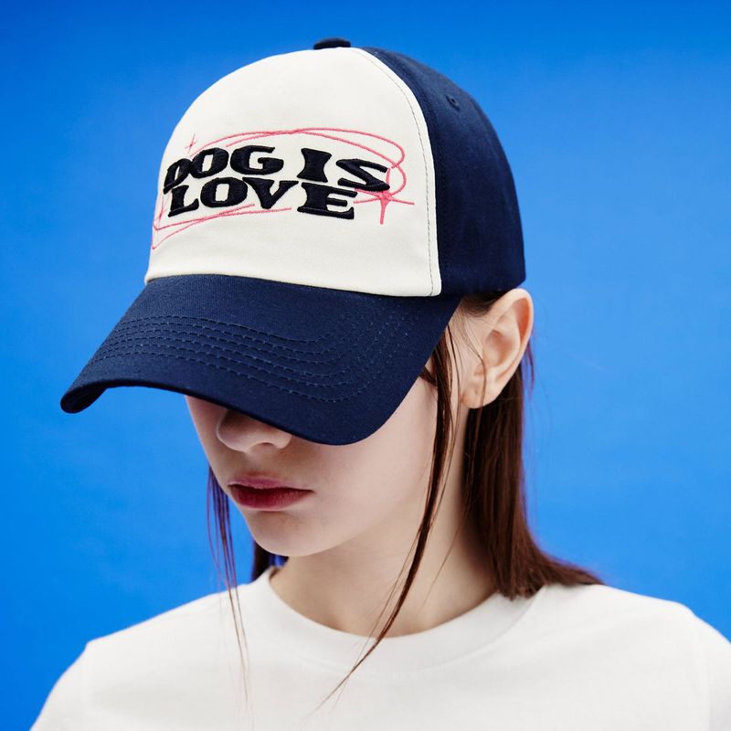 WaiKei（ワイケイ）の「Dog is love two tone ball cap（Hats）」