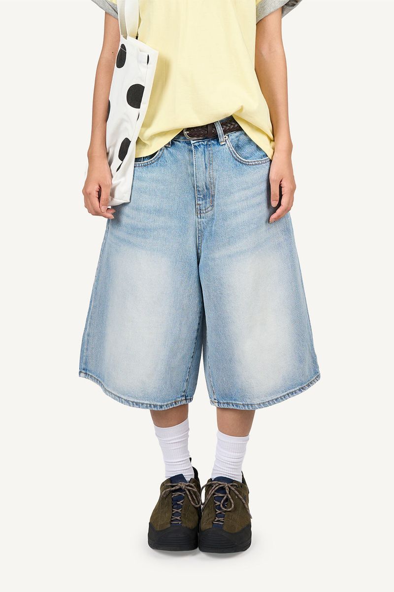 Raucohouse（ラウコハウス）の「Air Blue Washed Denim Bermuda Pants（Pants）」