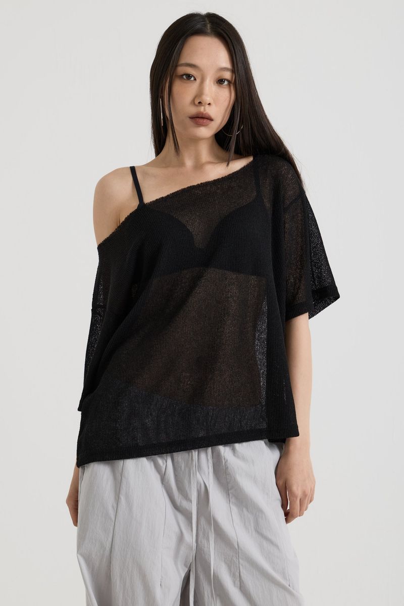 vadefy(ベイディフィー)の「Knit one-shoulder t-shirt, Black(Tops)」