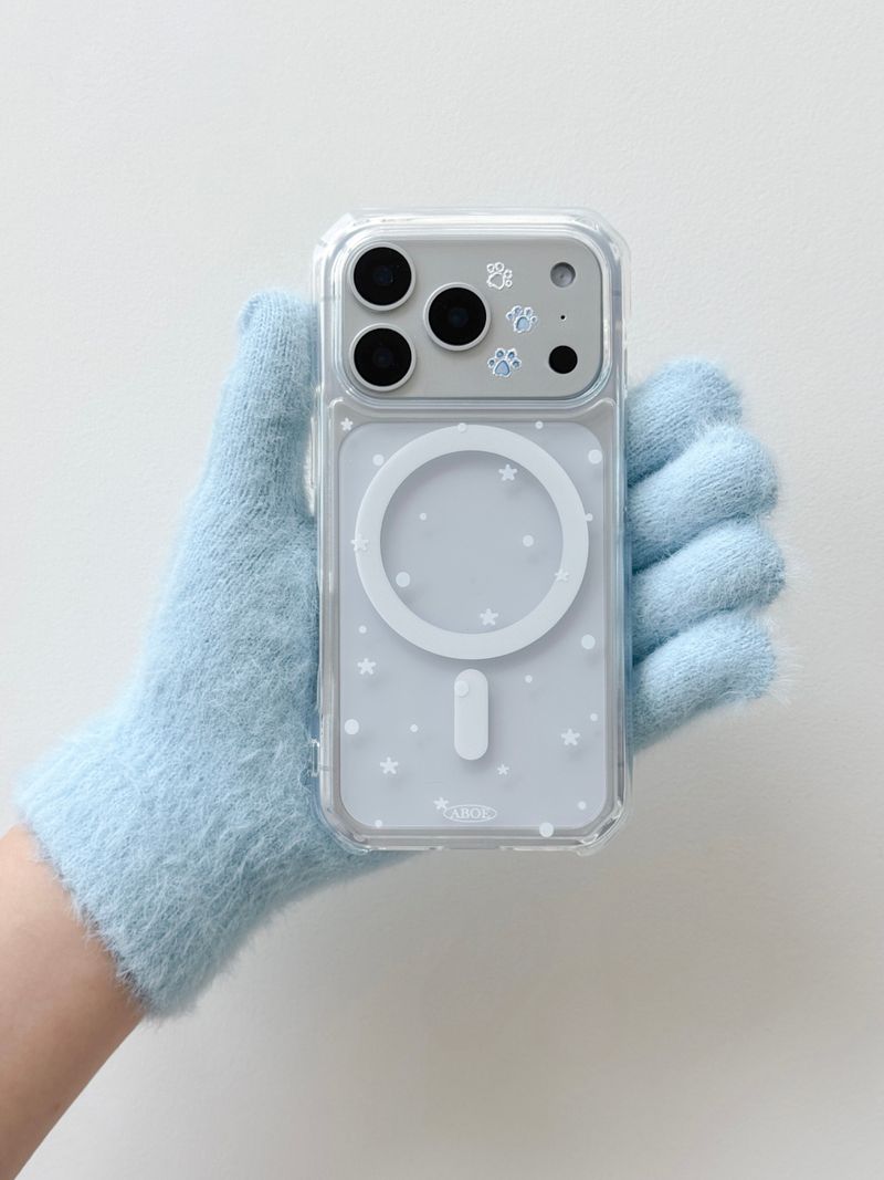 ABOE（アビオエ）の「WHITE SNOW Magsafe Jellyhard Case（Smartphone Accessories）」