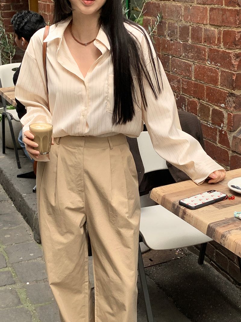 TRENDY APPAREL（トレンディー アパレル）の「Dimple Stripe Silky Shirt（Tops）」
