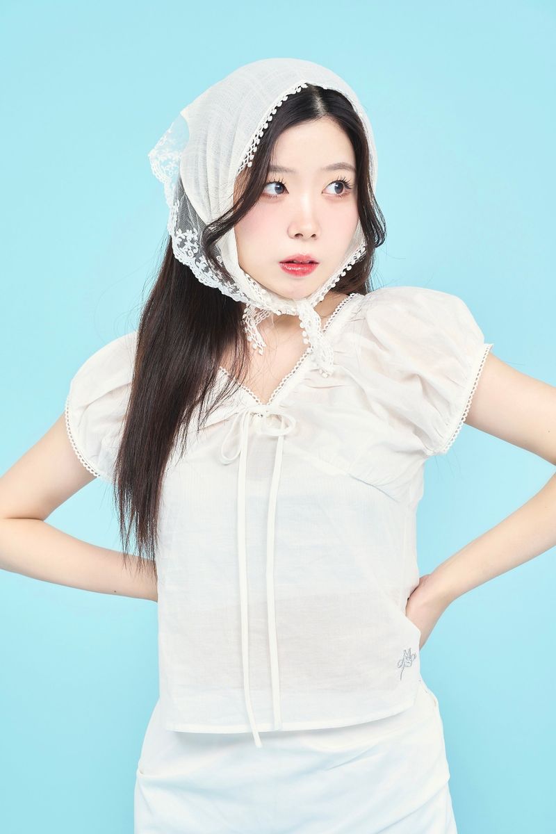 フリルブラウス / frill blouse