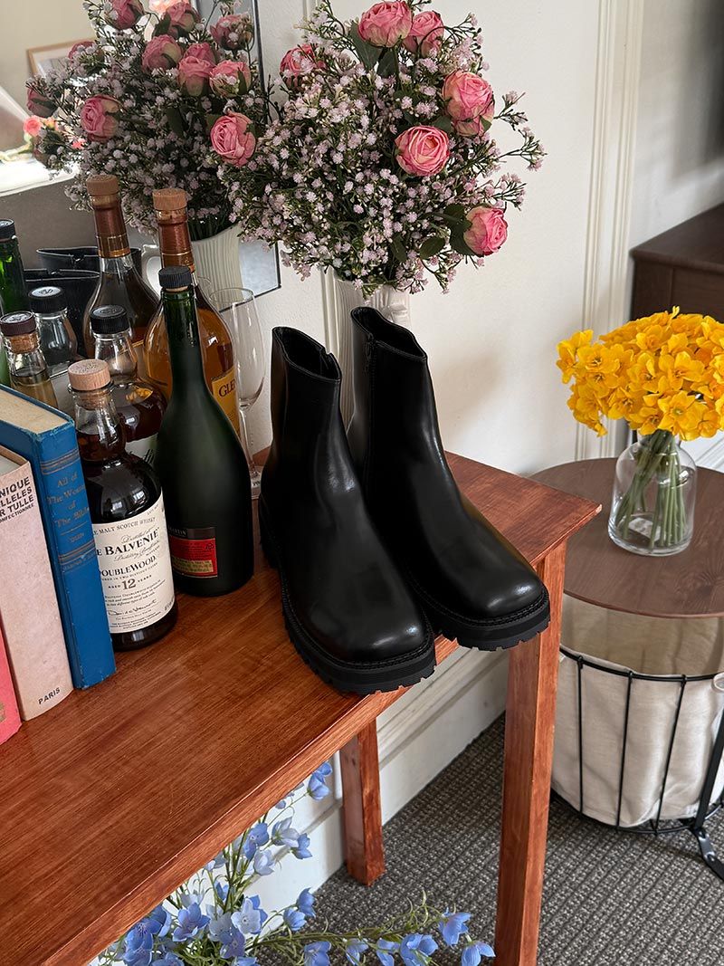 ASCLO Square Toe Ankle Boots