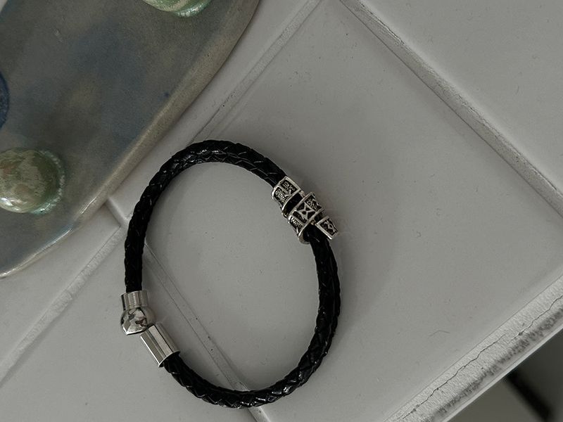 ASCLO Magnetic Leather Bracelet (2color)