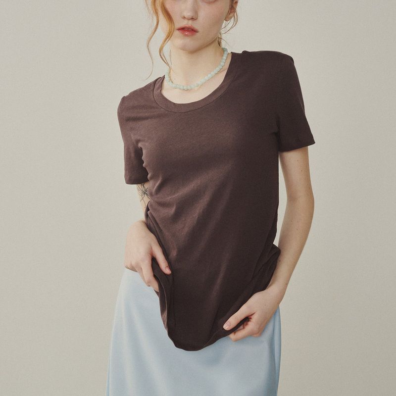 Melrose Essential T-Shirt