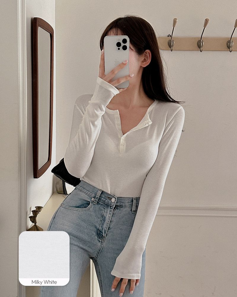 [MADE] Roy Henry neck button T-shirt
