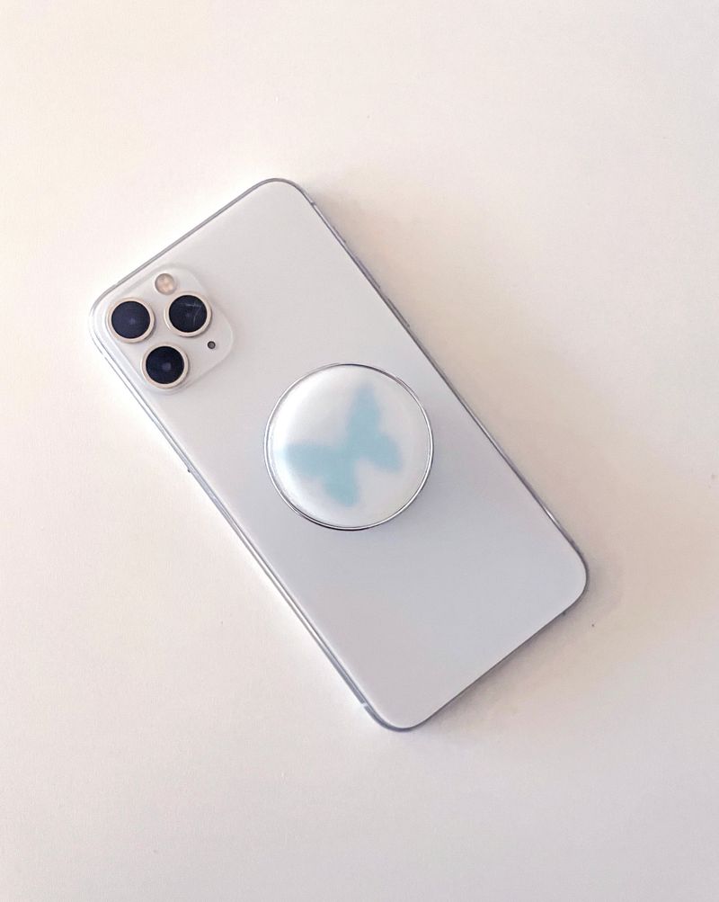Atypical house（エイティピカル ハウス）の「[グリップトック] バタフライ（Smartphone Accessories）」