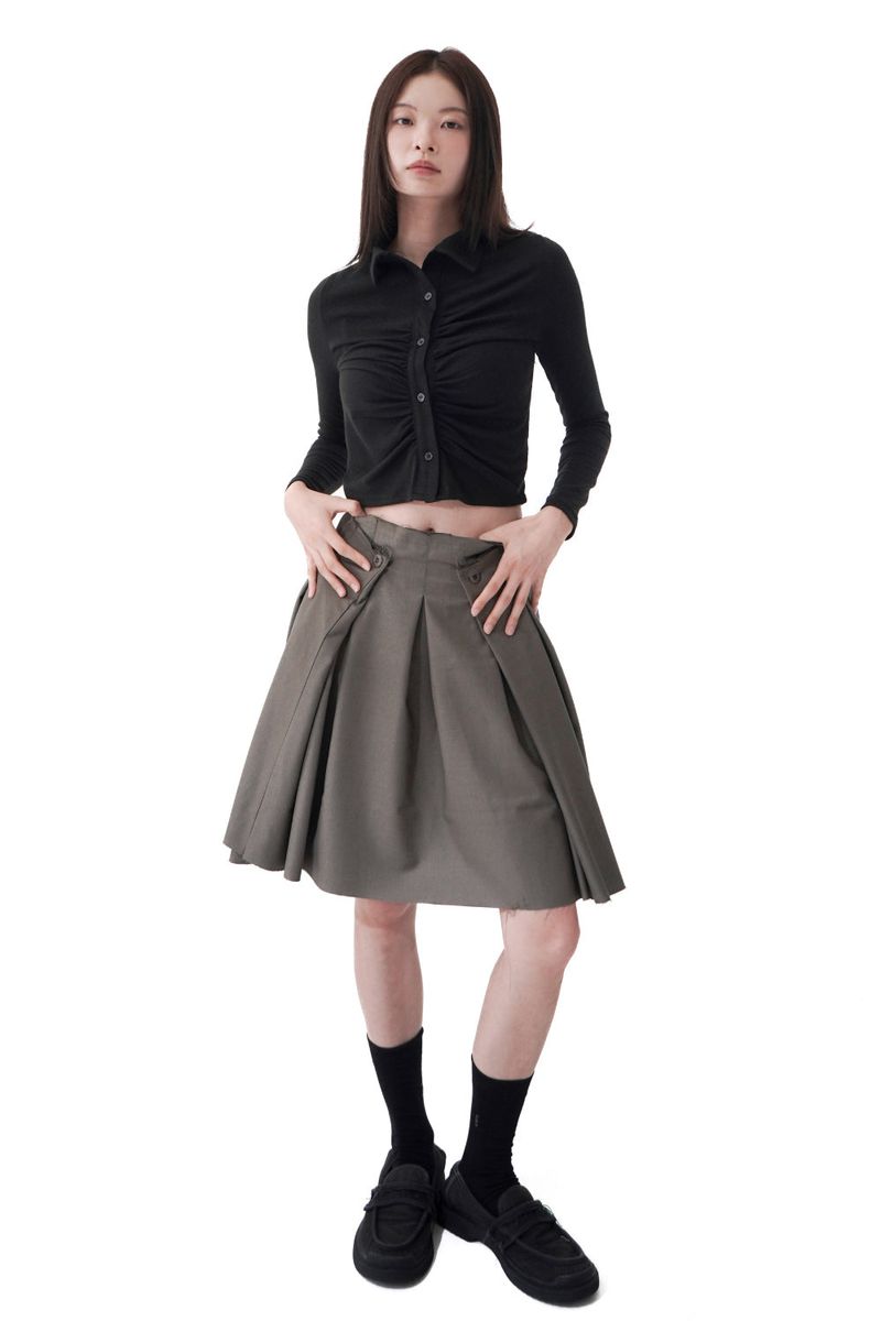  UNTAMED PLEATS SKIRT