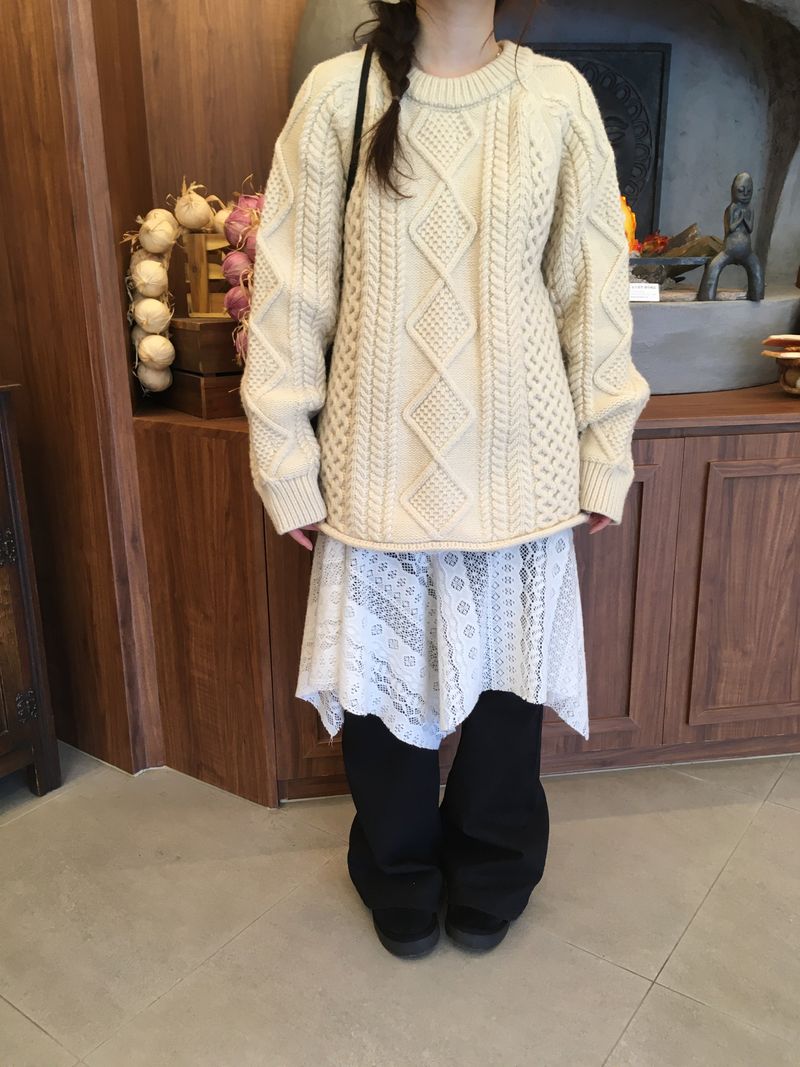 Note cable knitwear