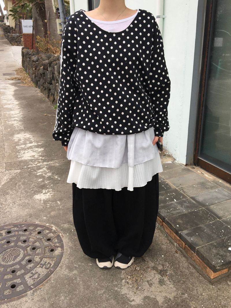 dot track sweatshirt