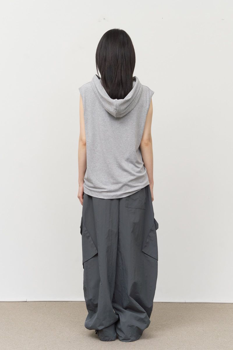Arm Sleeveless Hooded Top