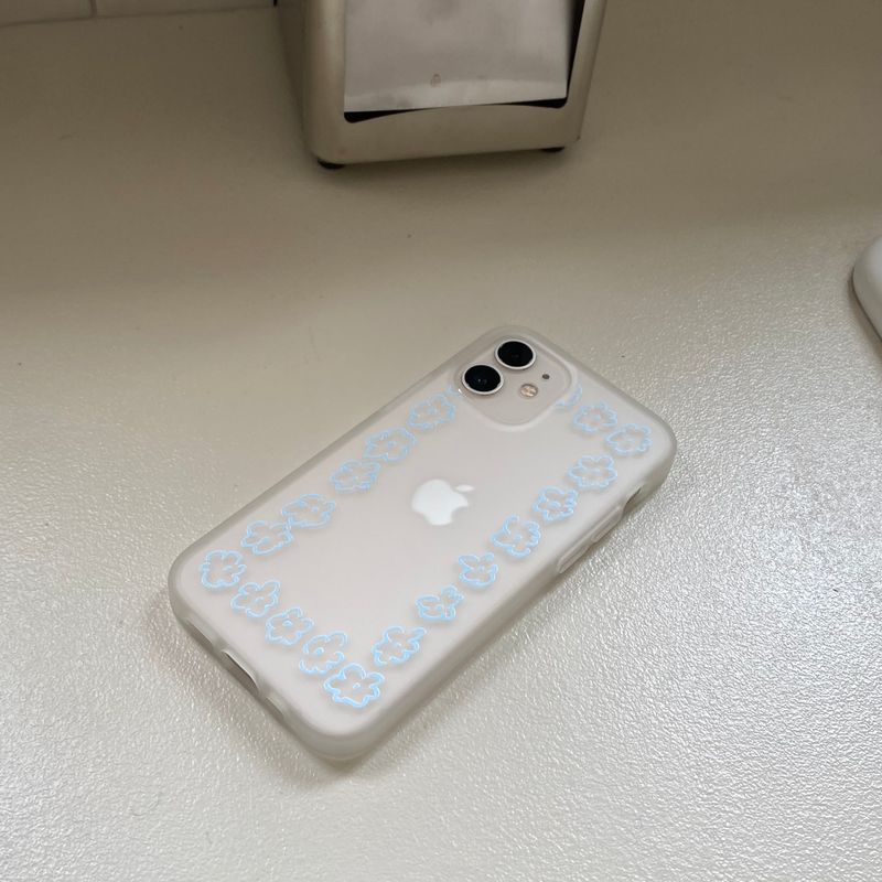 jjehouse（ジェイジェイハウス）の「ポップコーンフラワースマホケース (matte)（スマホグッズ/小物）」