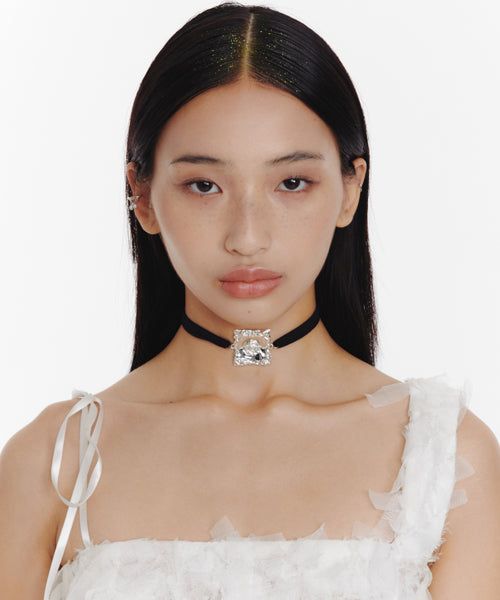 EVERYBIRTHDAY（エブリーバースデー）の「ローズシャーリングノットネックレス（アクセサリー）」