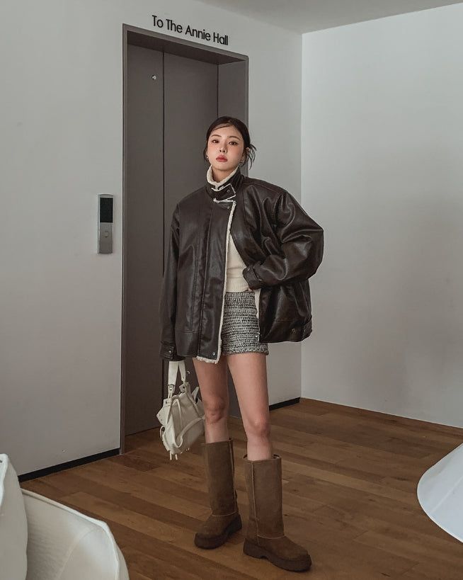 [Mink lining] Catch leather high neck half coat