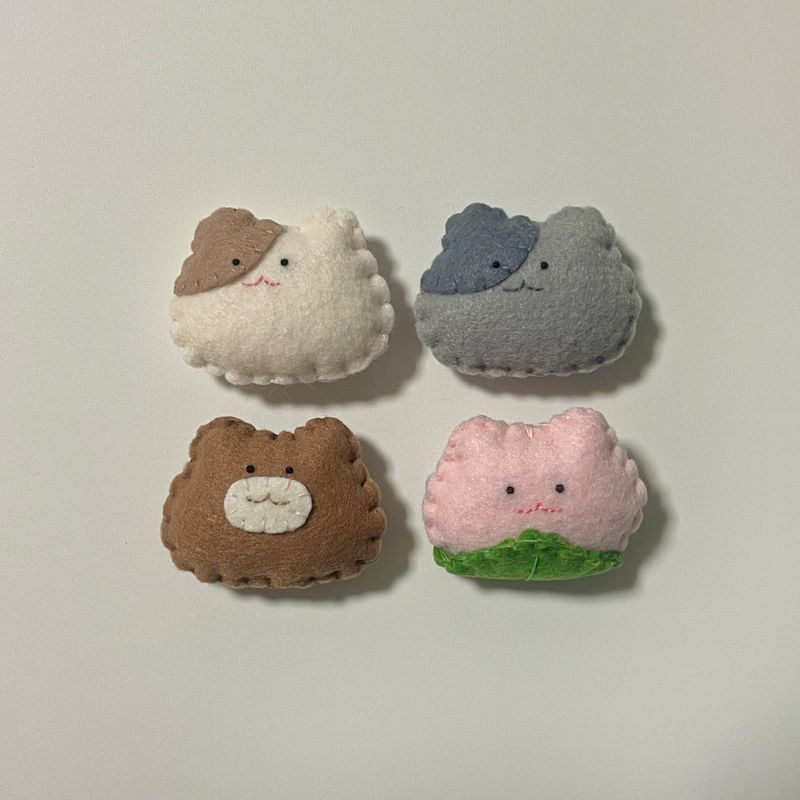 [MADE] Hamster Mochi Black Sesame Key ring
