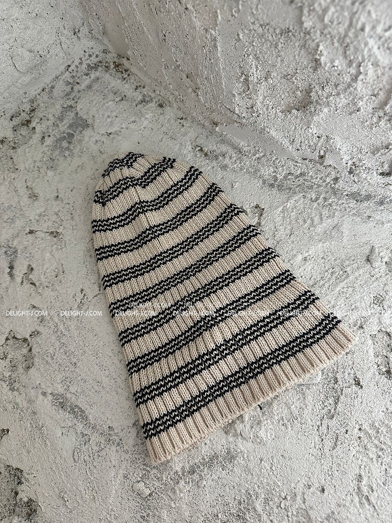 Stripe roll-up beanie