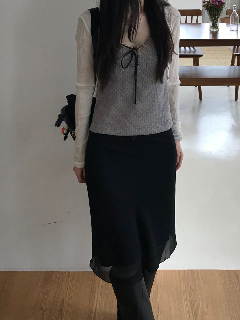 Pony Lace Sleeveless (one color)