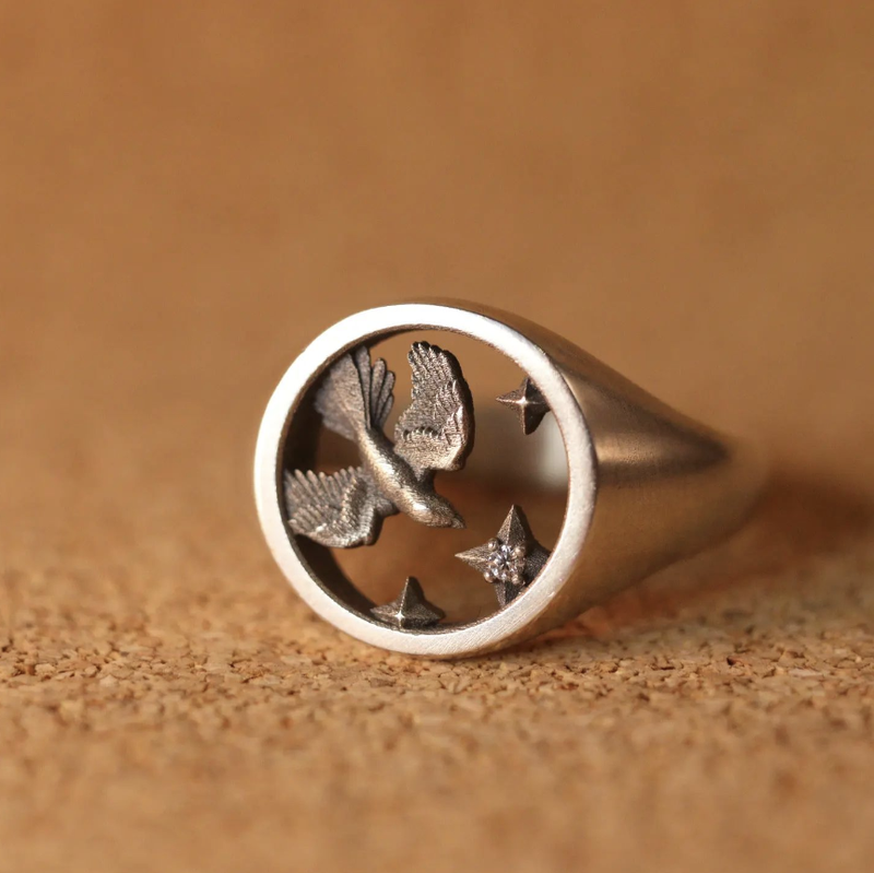 Mano Seoul（マノソウル）の「Veritas Lux Mea Ring（Accessories）」