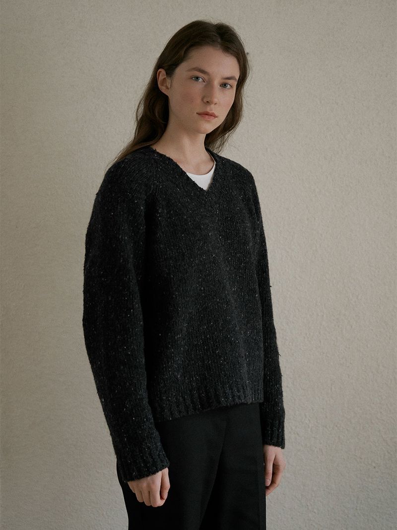 Rough reglen v-knit