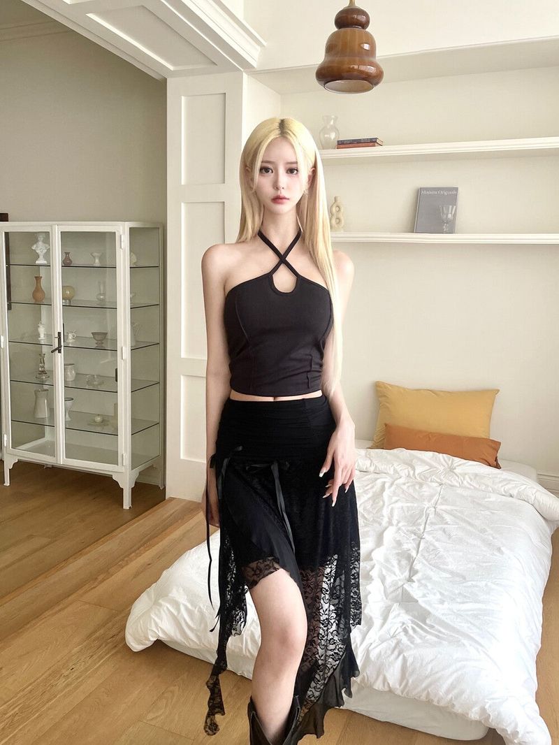 1371. Denim halter strap top (2color)