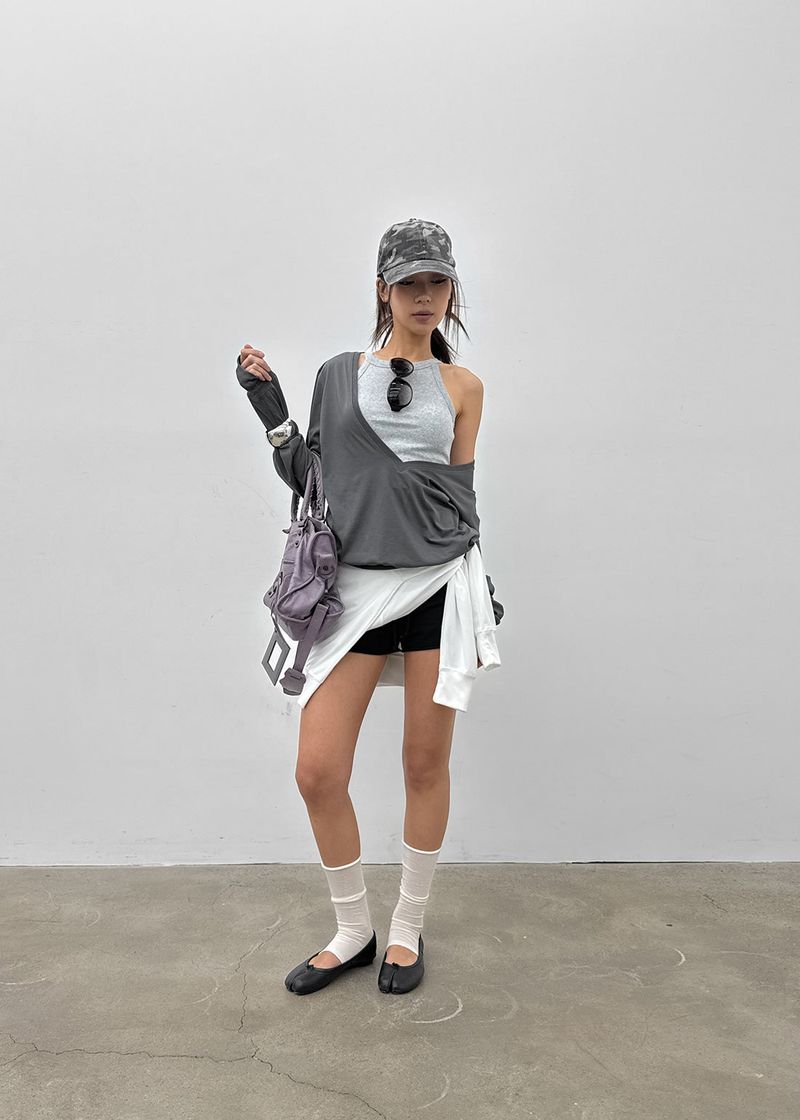 [MADE] Roslyn Deep V-Neck Summer Long Sleeve Top (Linen 55%)