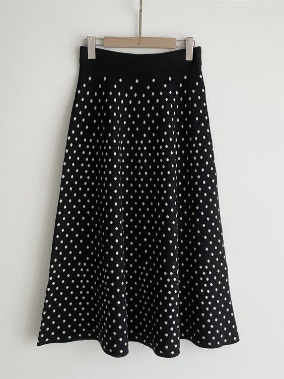 Lua Dot Knit Banding Flare Skirt