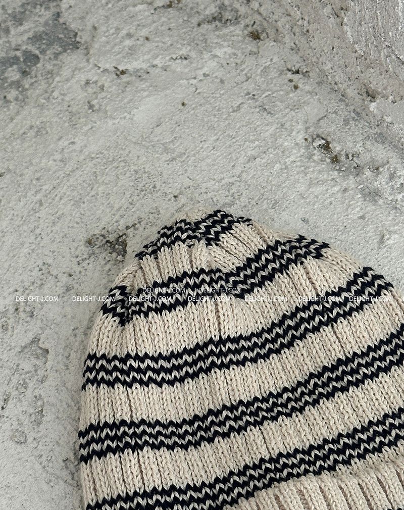 Stripe roll-up beanie