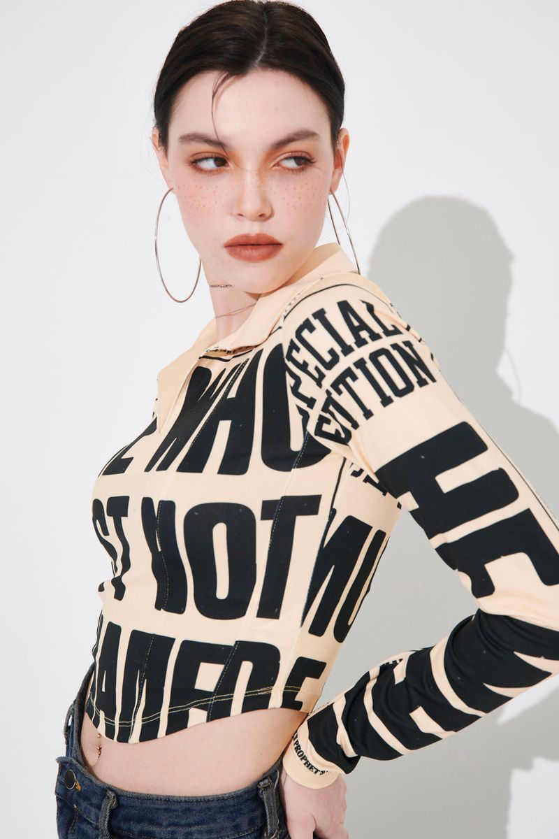 NEWS COLLAR T-SHIRT