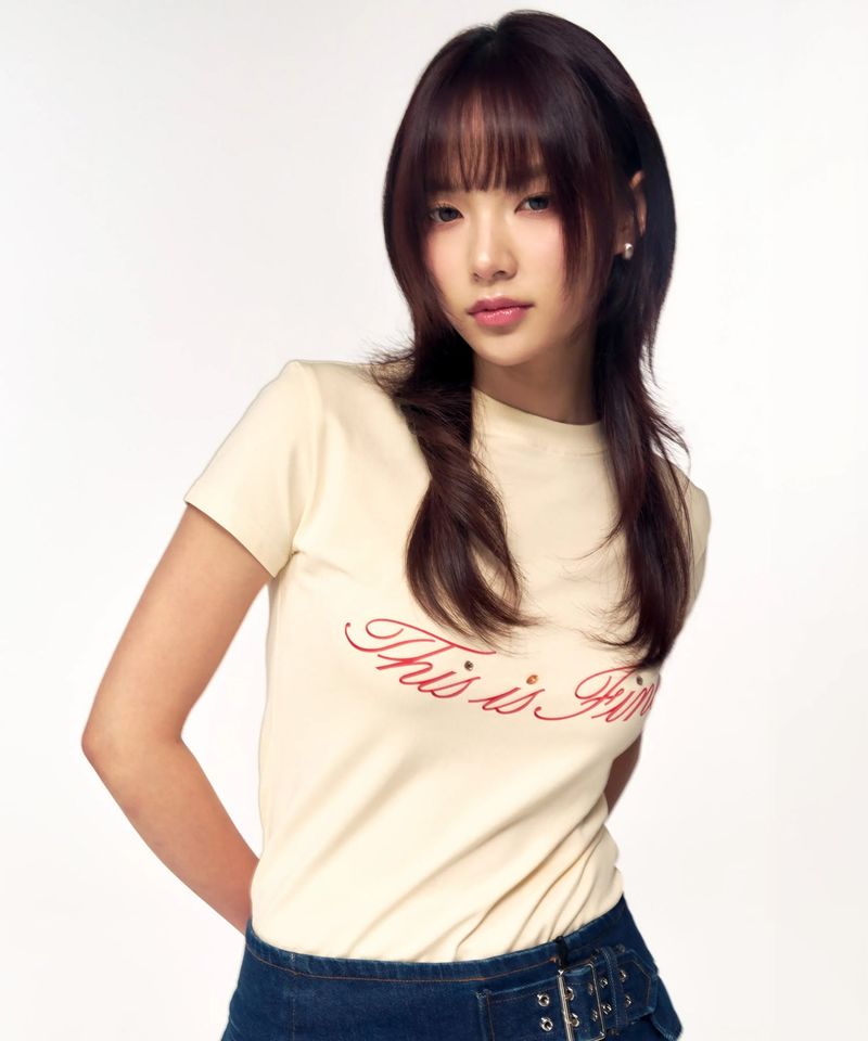Cropped Signature Tee